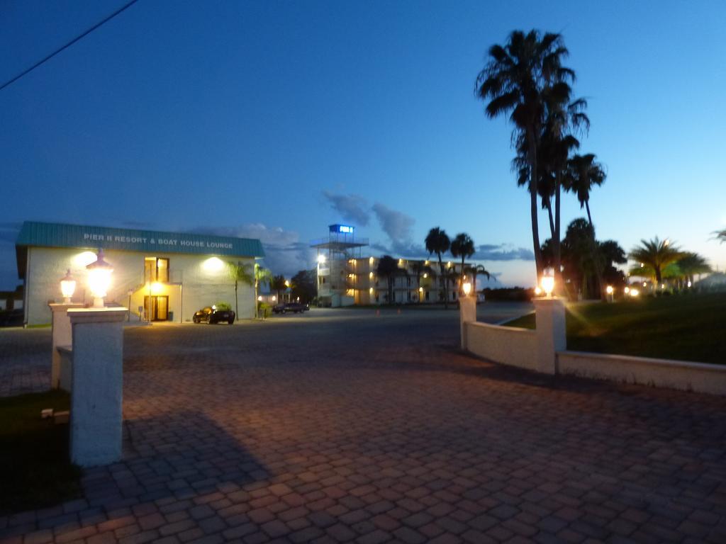 Days Inn & Suites By Wyndham Lake Okeechobee Exteriör bild