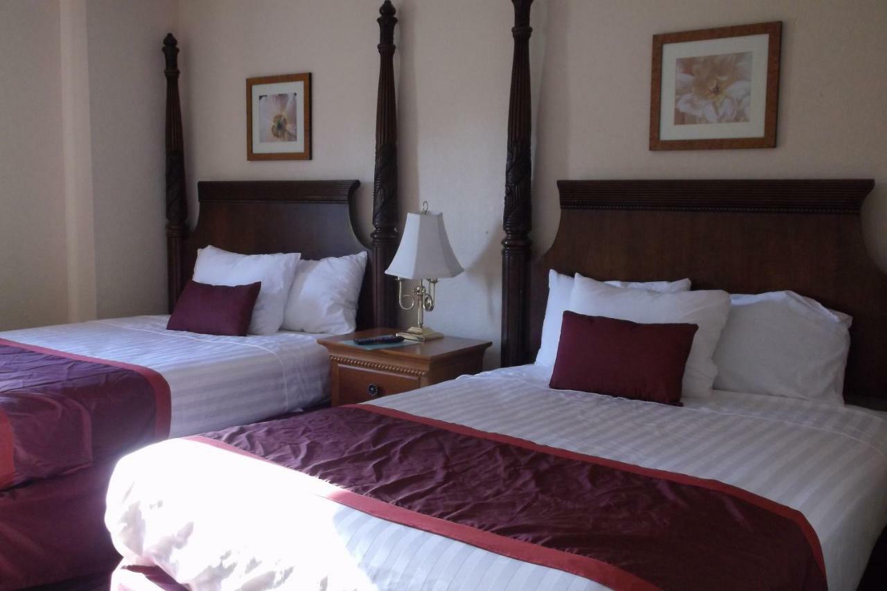 Days Inn & Suites By Wyndham Lake Okeechobee Exteriör bild